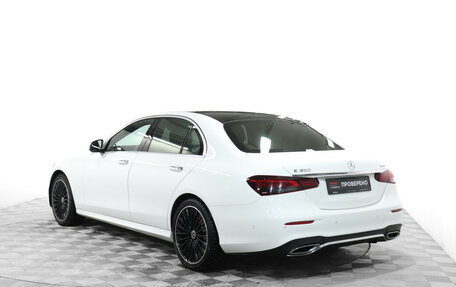 Mercedes-Benz E-Класс, 2020 год, 4 600 000 рублей, 7 фотография