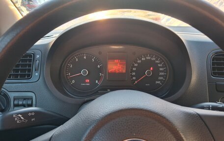 Volkswagen Polo VI (EU Market), 2012 год, 700 000 рублей, 3 фотография