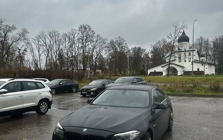 BMW 5 серия, 2015 год, 2 250 000 рублей, 2 фотография