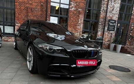 BMW 5 серия, 2010 год, 2 100 000 рублей, 4 фотография