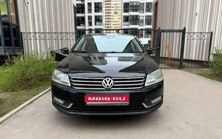 Volkswagen Passat B7, 2011 год, 700 000 рублей, 1 фотография