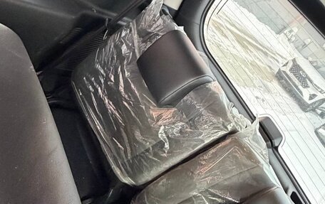 Toyota Land Cruiser Prado 150 рестайлинг 2, 2022 год, 5 900 000 рублей, 4 фотография