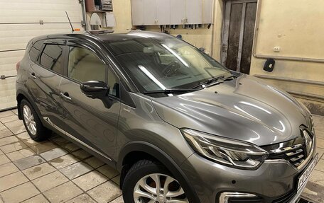 Renault Kaptur I рестайлинг, 2020 год, 1 850 000 рублей, 6 фотография