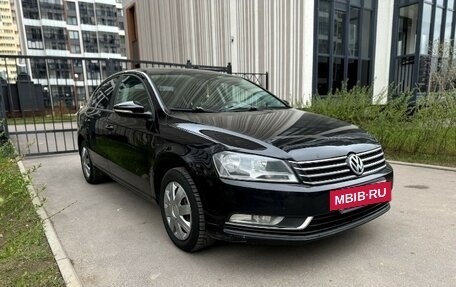 Volkswagen Passat B7, 2011 год, 700 000 рублей, 2 фотография
