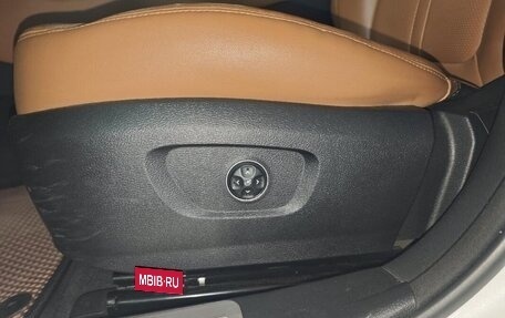 KIA Quoris I, 2017 год, 2 280 000 рублей, 12 фотография