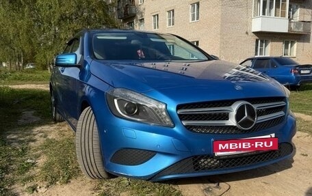 Mercedes-Benz A-Класс, 2013 год, 1 450 000 рублей, 4 фотография