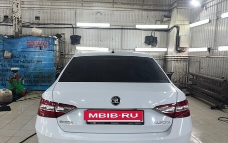 Skoda Superb III рестайлинг, 2018 год, 1 450 000 рублей, 8 фотография