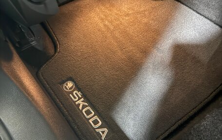 Skoda Superb III рестайлинг, 2018 год, 1 450 000 рублей, 21 фотография