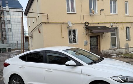 Hyundai Elantra VI рестайлинг, 2016 год, 1 520 000 рублей, 4 фотография