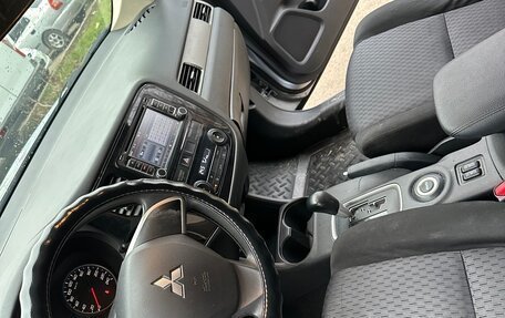 Mitsubishi Outlander III рестайлинг 3, 2012 год, 1 150 000 рублей, 4 фотография