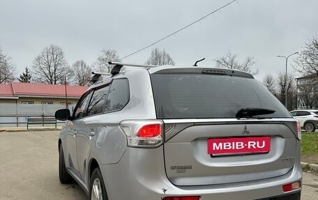 Mitsubishi Outlander III рестайлинг 3, 2012 год, 1 150 000 рублей, 8 фотография