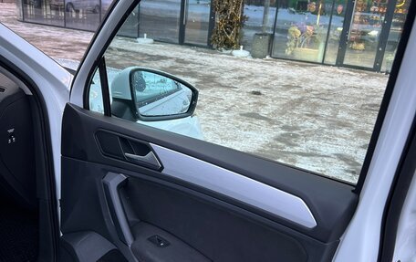 Volkswagen Tiguan II, 2020 год, 2 750 000 рублей, 17 фотография