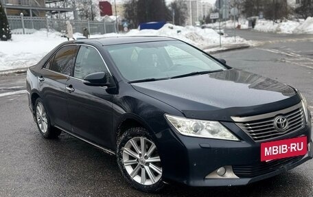 Toyota Camry, 2013 год, 1 350 000 рублей, 2 фотография