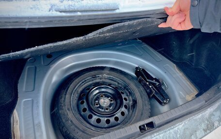 Toyota Corolla, 2006 год, 690 000 рублей, 10 фотография