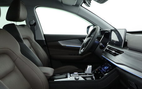 Chery Tiggo 8 Pro, 2022 год, 2 299 000 рублей, 13 фотография