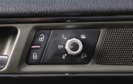 Volkswagen Touareg III, 2010 год, 2 099 000 рублей, 10 фотография