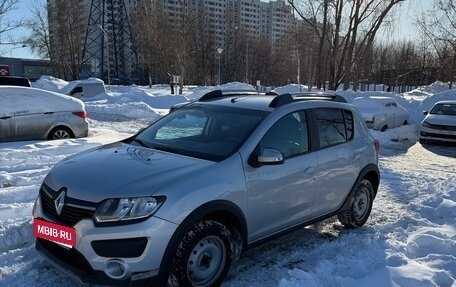 Renault Sandero II рестайлинг, 2018 год, 765 000 рублей, 2 фотография