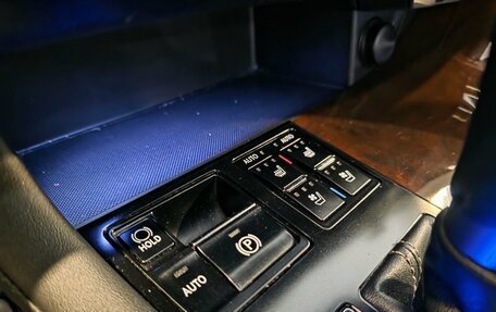 Lexus RX IV рестайлинг, 2016 год, 3 450 000 рублей, 12 фотография