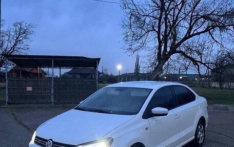 Volkswagen Polo VI (EU Market), 2012 год, 765 000 рублей, 2 фотография