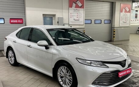 Toyota Camry, 2021 год, 4 200 000 рублей, 1 фотография