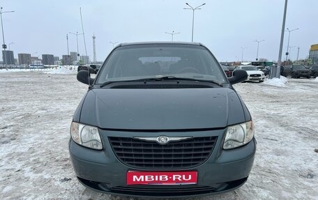 Chrysler Voyager IV, 2002 год, 440 000 рублей, 1 фотография