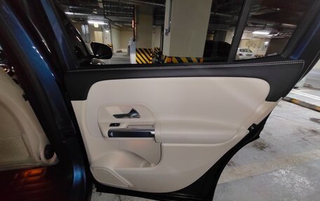 Mercedes-Benz GLB, 2020 год, 3 700 000 рублей, 16 фотография