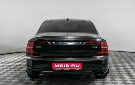 Volvo S90 II рестайлинг, 2017 год, 2 350 000 рублей, 6 фотография