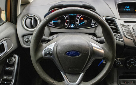 Ford Fiesta, 2015 год, 589 000 рублей, 6 фотография