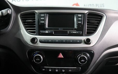 Hyundai Solaris II рестайлинг, 2017 год, 1 400 000 рублей, 11 фотография