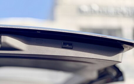 Volkswagen Caravelle T6 рестайлинг, 2018 год, 3 800 000 рублей, 11 фотография