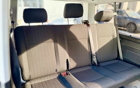 Volkswagen Caravelle T6 рестайлинг, 2018 год, 3 800 000 рублей, 25 фотография