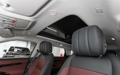 Land Rover Range Rover Evoque II, 2025 год, 6 100 000 рублей, 10 фотография