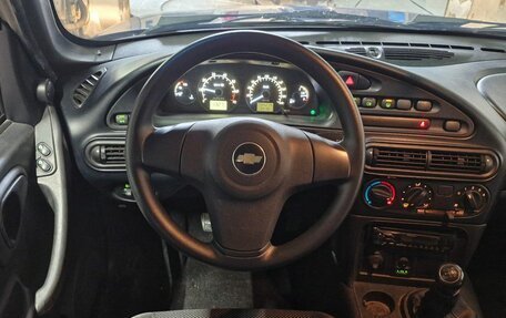 Chevrolet Niva I рестайлинг, 2017 год, 865 000 рублей, 3 фотография