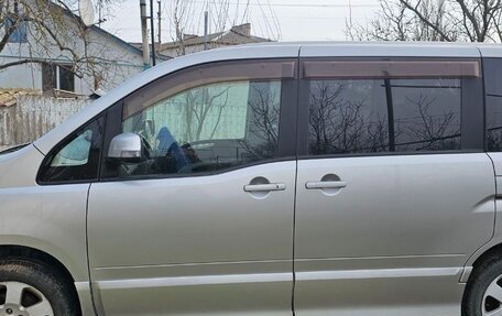 Nissan Serena III, 2009 год, 940 000 рублей, 2 фотография