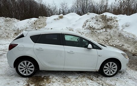 Opel Astra J, 2012 год, 680 000 рублей, 7 фотография