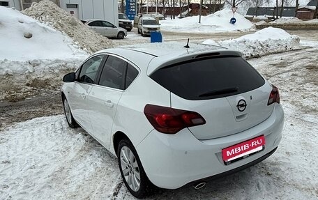 Opel Astra J, 2012 год, 680 000 рублей, 4 фотография