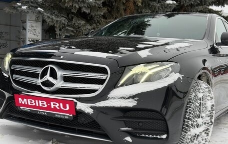 Mercedes-Benz E-Класс, 2019 год, 2 999 999 рублей, 3 фотография