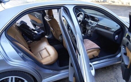 Mercedes-Benz E-Класс, 2010 год, 1 820 000 рублей, 4 фотография