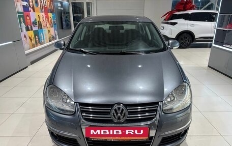 Volkswagen Jetta VI, 2008 год, 499 000 рублей, 2 фотография