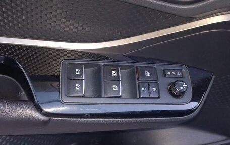 Toyota C-HR I рестайлинг, 2018 год, 2 200 000 рублей, 5 фотография