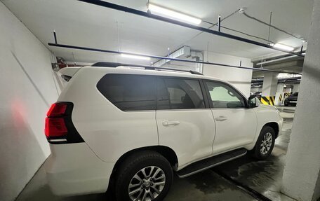 Toyota Land Cruiser Prado 150 рестайлинг 2, 2018 год, 6 000 000 рублей, 4 фотография