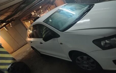 Volkswagen Polo VI (EU Market), 2019 год, 680 000 рублей, 2 фотография