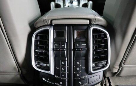 Porsche Cayenne III, 2010 год, 2 400 000 рублей, 13 фотография