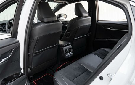 Toyota Camry, 2025 год, 4 560 000 рублей, 11 фотография