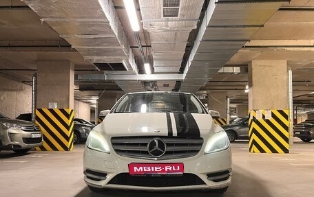 Mercedes-Benz B-Класс, 2012 год, 1 050 000 рублей, 1 фотография