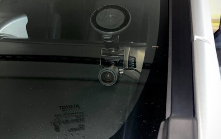 Toyota Noah III, 2017 год, 2 250 000 рублей, 15 фотография