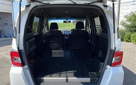 Honda Freed I, 2016 год, 819 000 рублей, 18 фотография