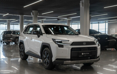 Toyota RAV4, 2025 год, 5 000 000 рублей, 2 фотография