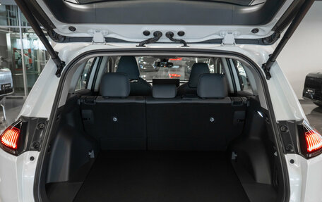 Toyota RAV4, 2025 год, 5 000 000 рублей, 24 фотография