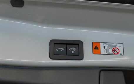 Toyota RAV4, 2025 год, 5 000 000 рублей, 25 фотография